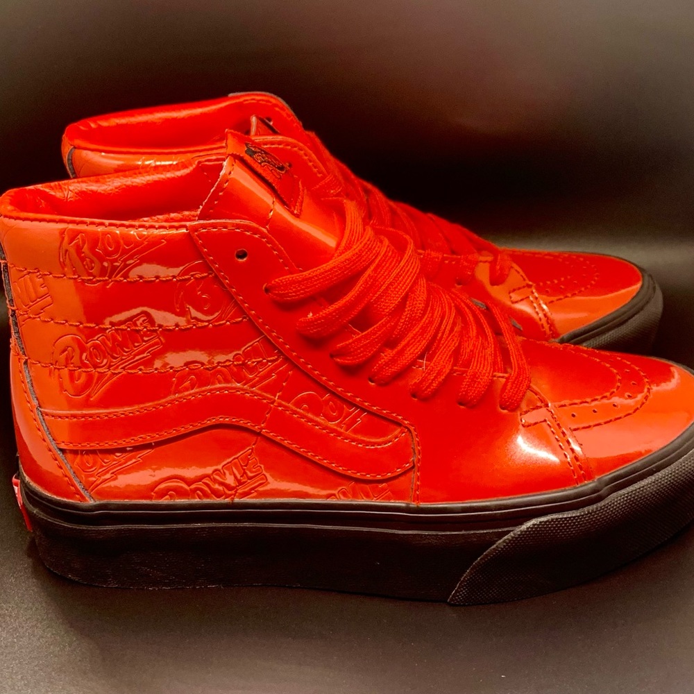 BOWIE! Limited edition Vans x Bowie platforms!